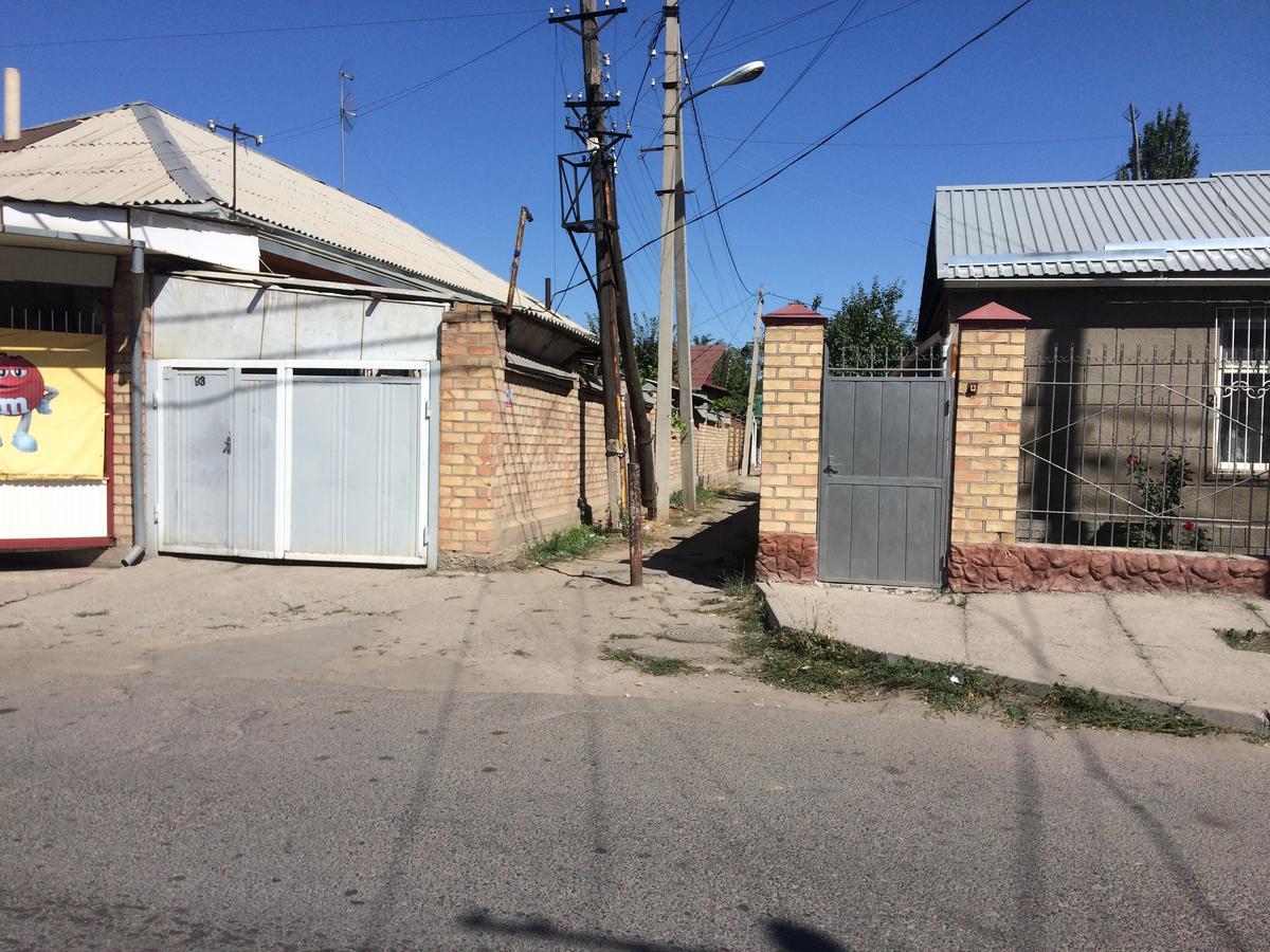 Dos Guesthouse Bishkek Exterior foto